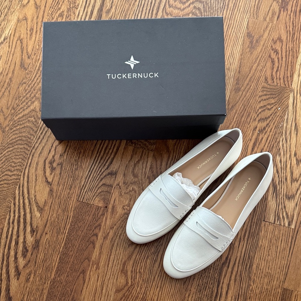 Tuckernuck White Pebbled Rowan Leather Loafers 8.5